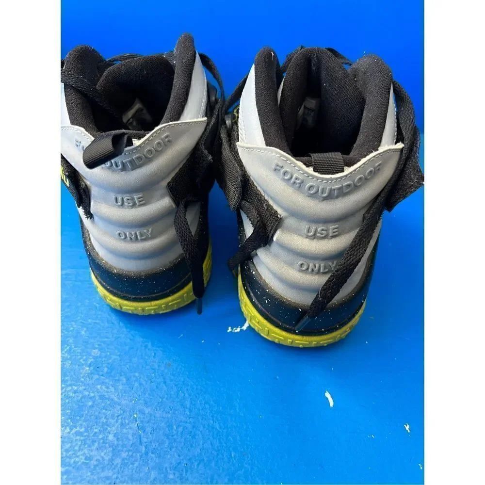 Nike Air Raid Shoes Mens Size 11 Wolf Gray Venom Green Team Basketball Sneakers
